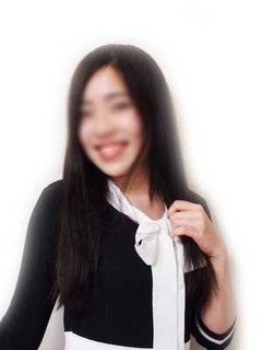 新人 りかこ