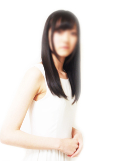 新人 ゆな