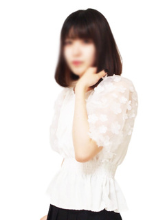 新人 ちな